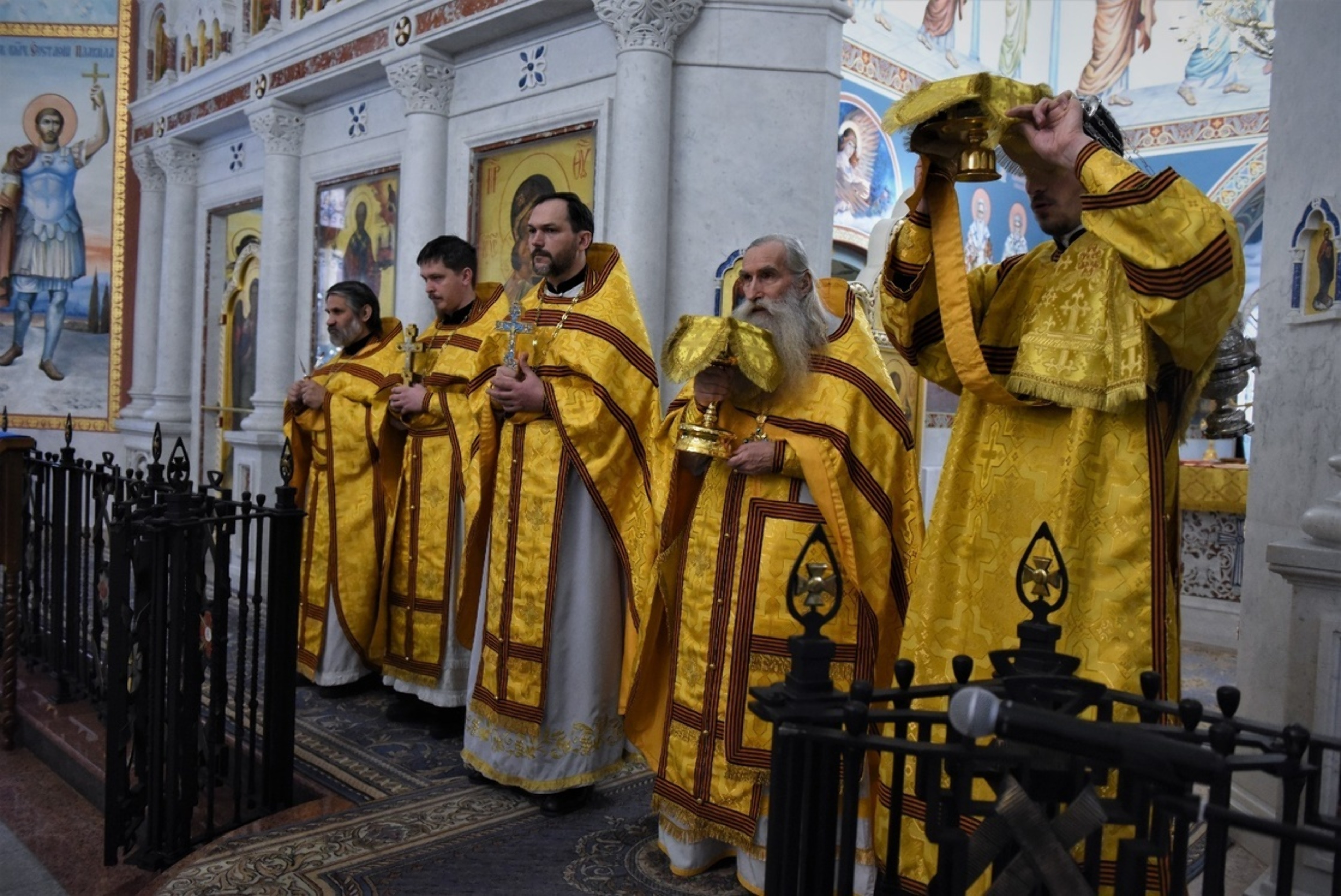 храм воскресенье в сокольниках